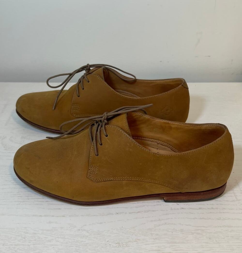 Nisolo Oliver Oxfords in Brown Nubuck sze 35 UK but fits me at 6?